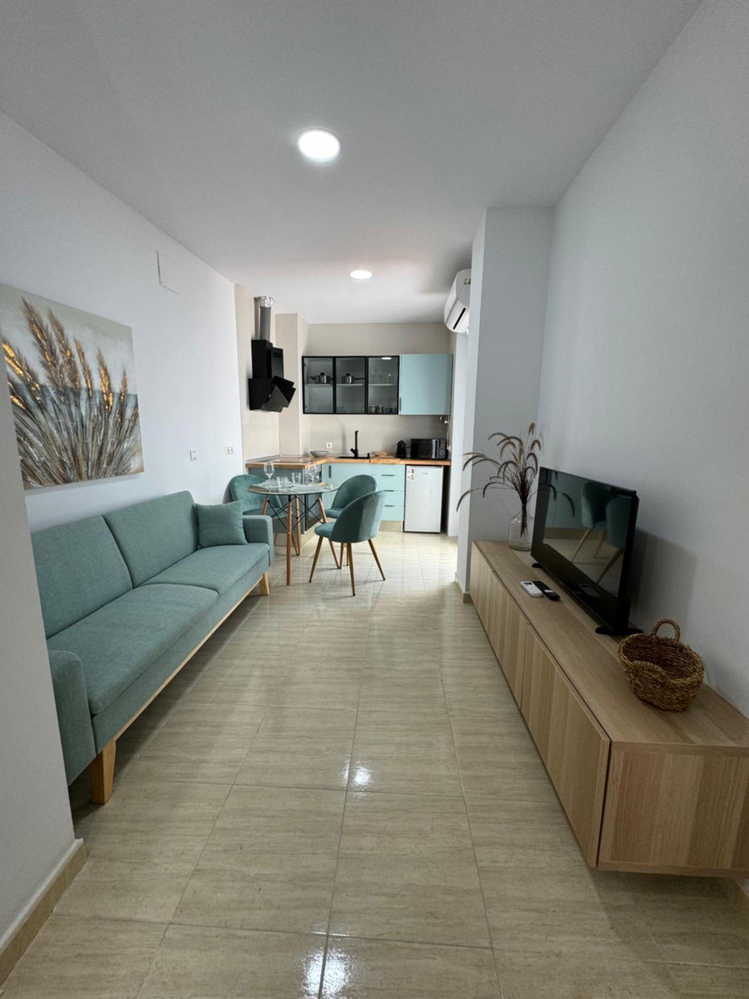 Apartamentos Modern Homes 치클라나 데 라 프론테라 외부 사진