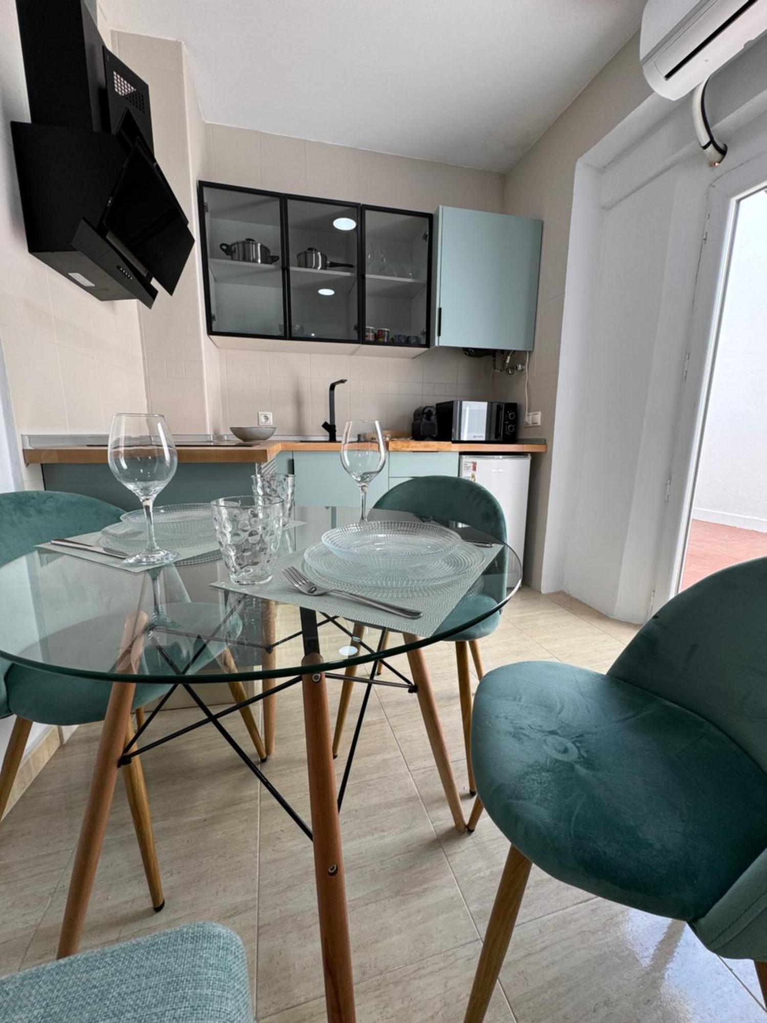 Apartamentos Modern Homes 치클라나 데 라 프론테라 외부 사진